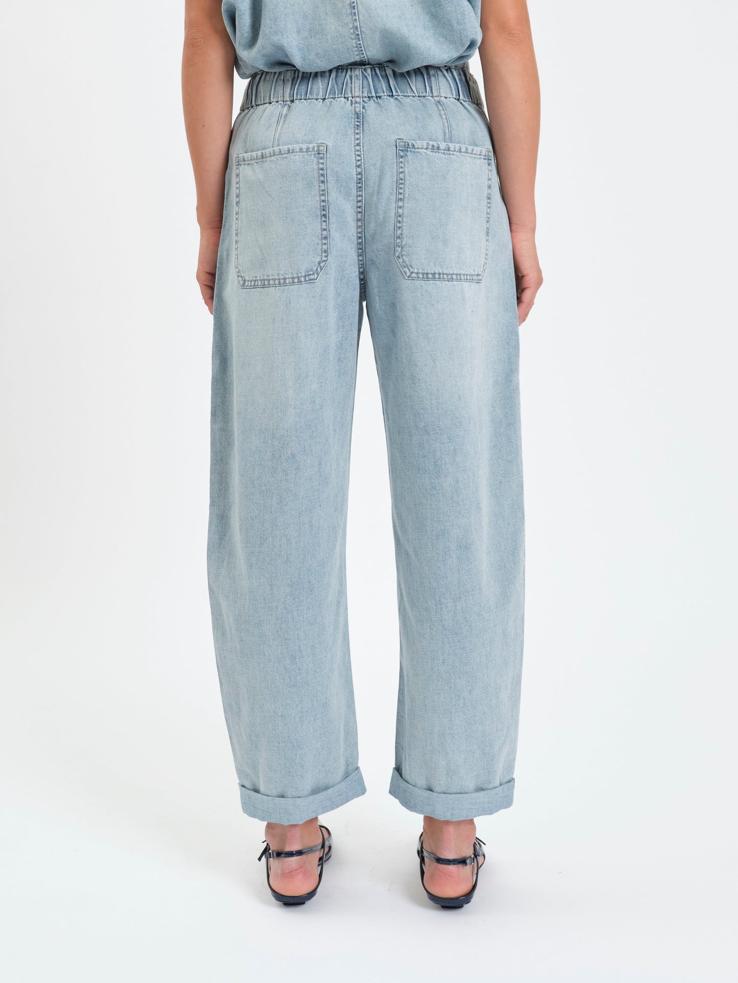 Villa Barrel Leg Pant
