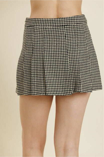Houndstooth Pleated Skirt