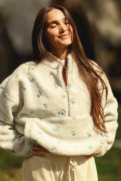 Elle Pullover in Periwinkle Petals